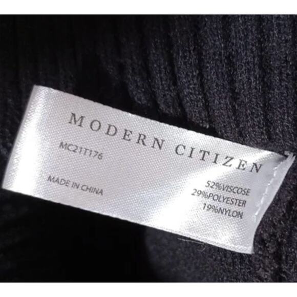 Modern Citizen Marlowe NWT Black Wrap Sweater Small Stitch Fix V-Neck - Picture 10 of 10